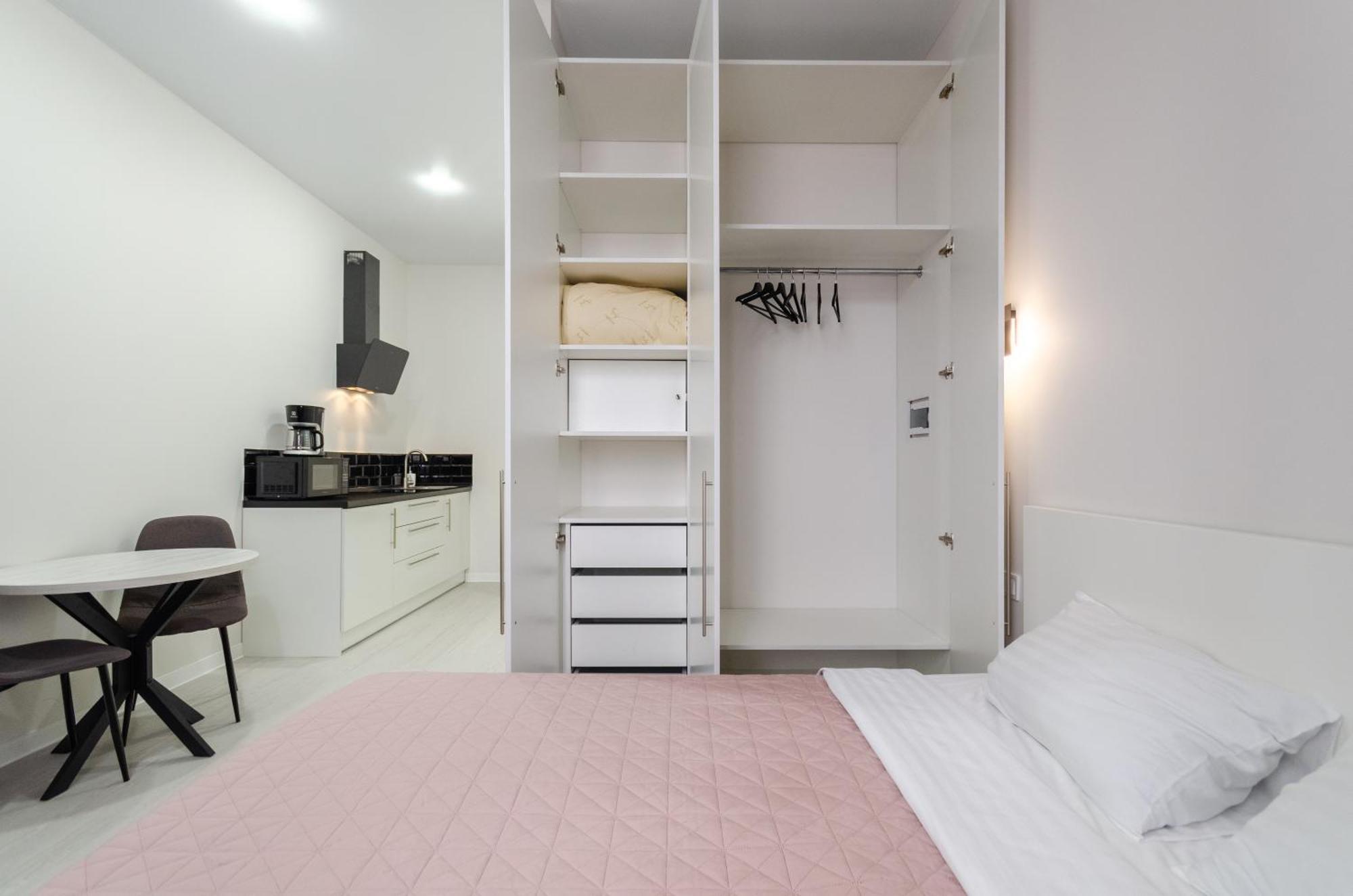 Petrovdom Inn Rc Diplomat Hall -The Smart Hotel Apartment Panoramic City View I Kyiv Exterior photo