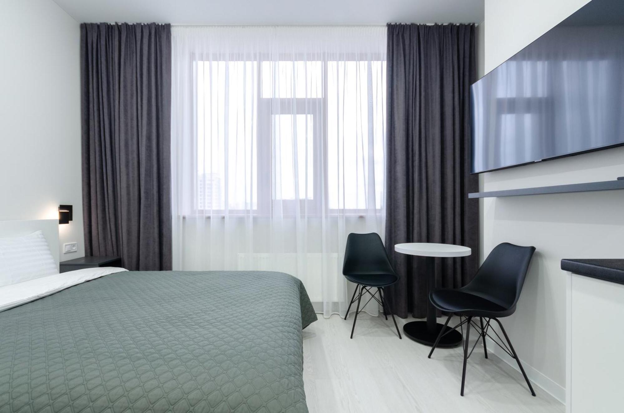 Petrovdom Inn Rc Diplomat Hall -The Smart Hotel Apartment Panoramic City View I Kyiv Exterior photo