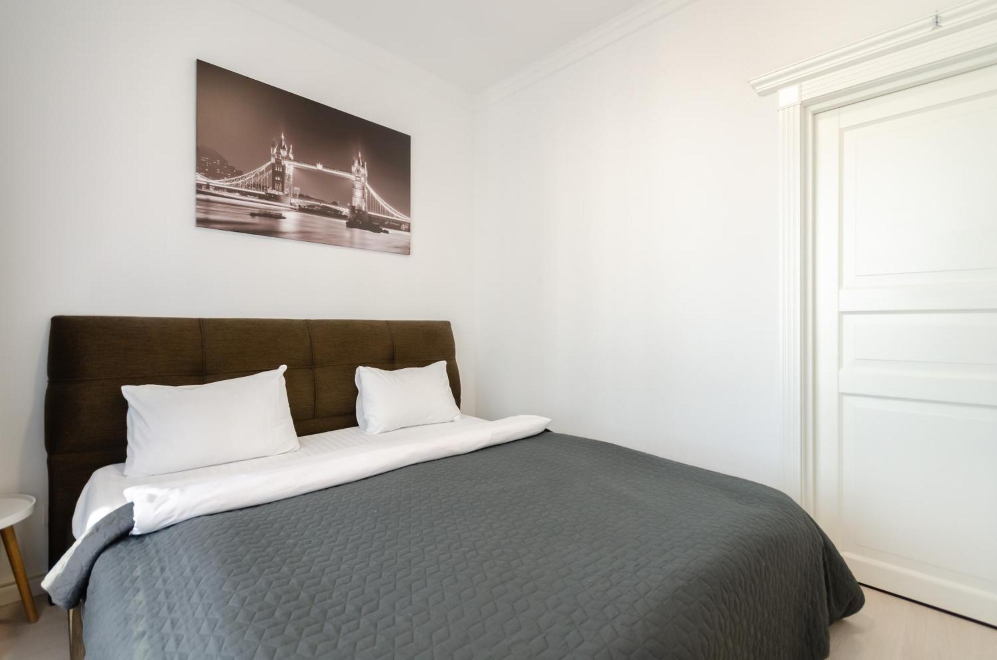 Petrovdom Inn Rc Diplomat Hall -The Smart Hotel Apartment Panoramic City View I Kyiv Exterior photo