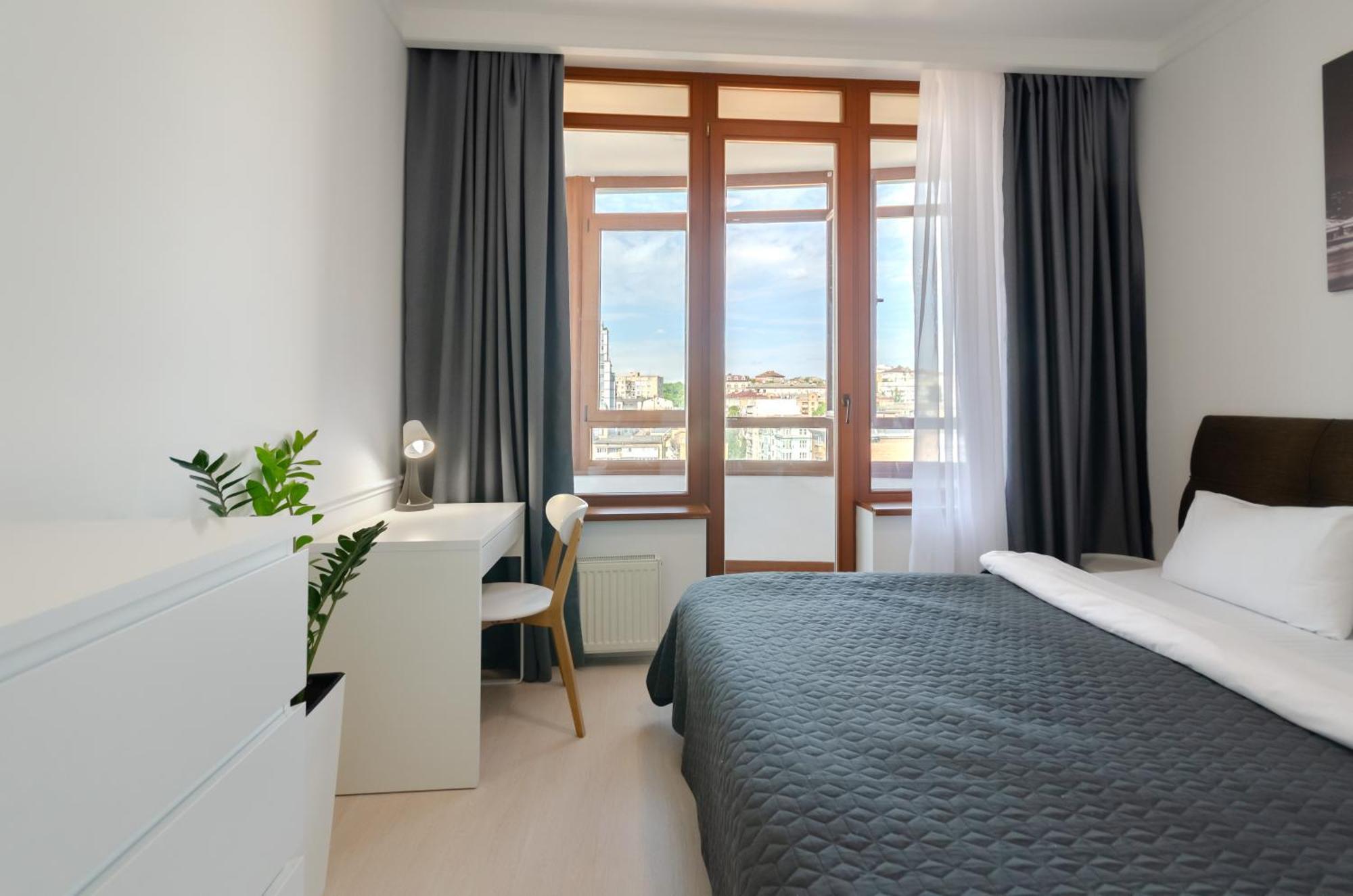 Petrovdom Inn Rc Diplomat Hall -The Smart Hotel Apartment Panoramic City View I Kyiv Exterior photo